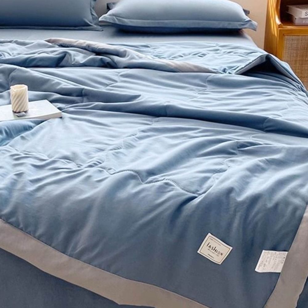 Summer Cool Quilt, Double Sided Cooling Blankets, Lightweight Breathable Quilt, Cold Blankets for Hot Sleepers and Night Sweats Sleeping, Machine Washable, 59'×43.3'