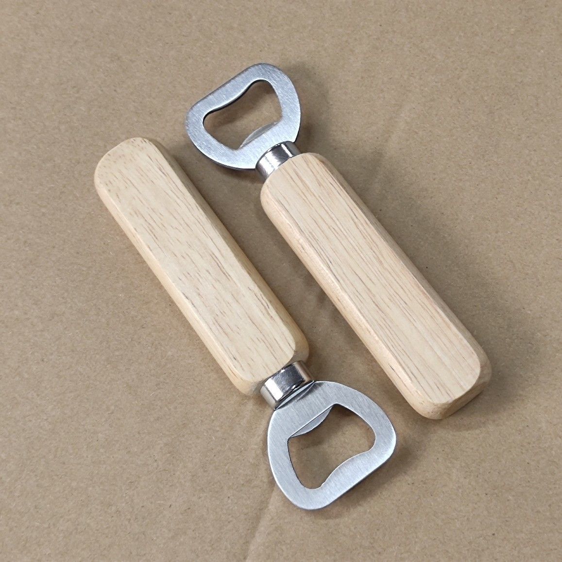2 Pcs Wooden Handle Bottle Openers,Alloy Bottle Opener are Wldely Used for Party, Daily Life, Travel and Good Gifts for Festivals