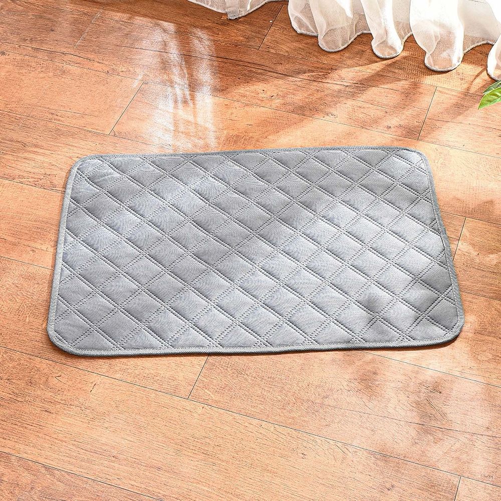 Dog Cooling Mat, Washable Pet Urinary Mat for Dogs and Cats Training Instant Water Absorption Mat for Dogs, Cages, Sofa Mats, Pet Cooling Mats for Dogs(M, 13.8x13.8in)