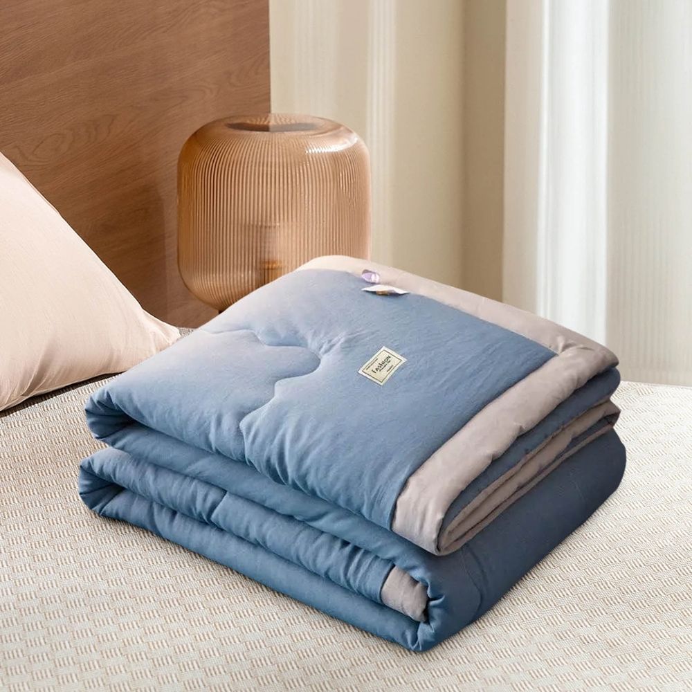 Summer Cool Quilt, Double Sided Cooling Blankets, Lightweight Breathable Quilt, Cold Blankets for Hot Sleepers and Night Sweats Sleeping, Machine Washable, 59'×43.3'