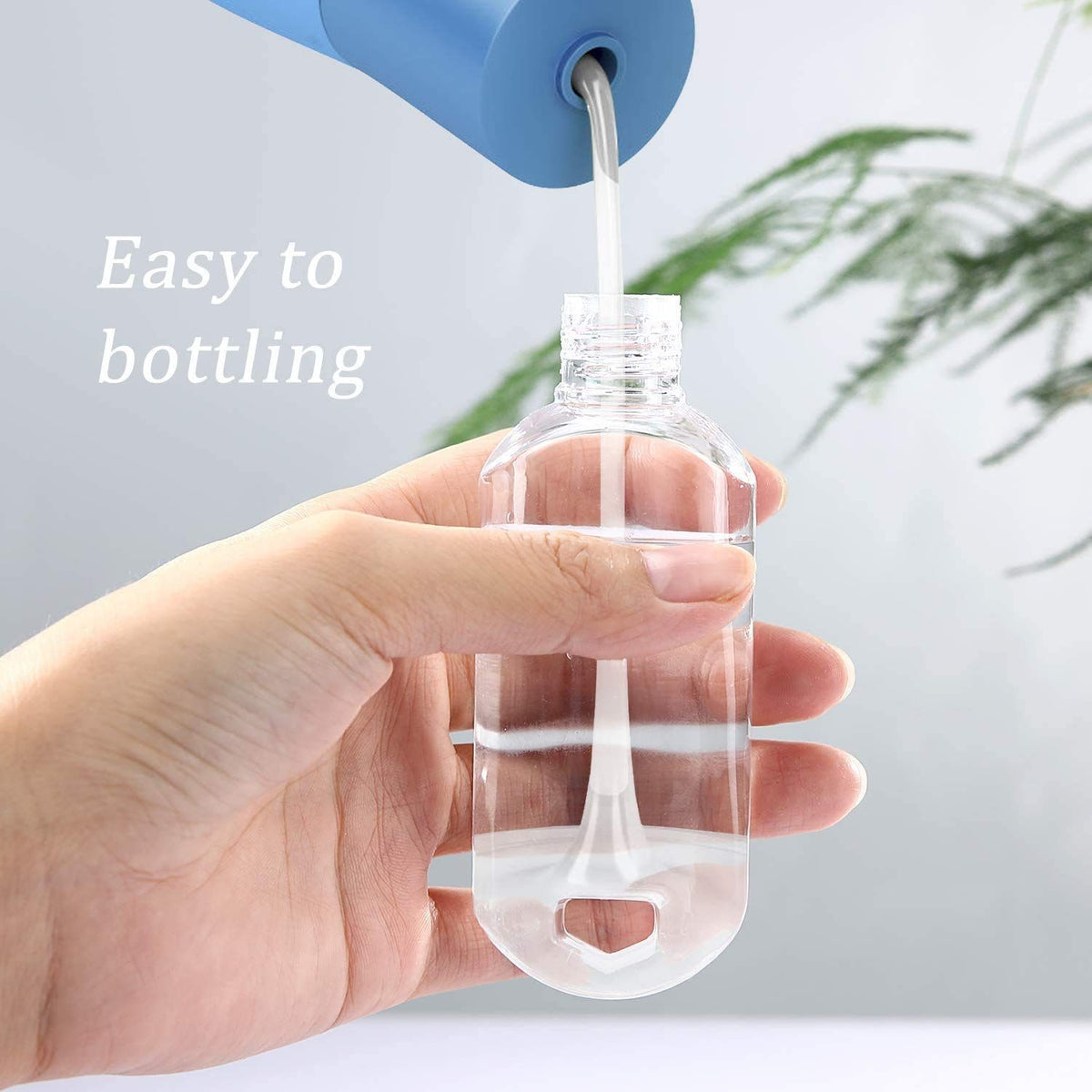 Color Random，4PCSEmpty Hand Sanitizer Travel Bottles with Keychain 2.03oz/60ml Portable Clear Leakproof Portable Refillable Plastic