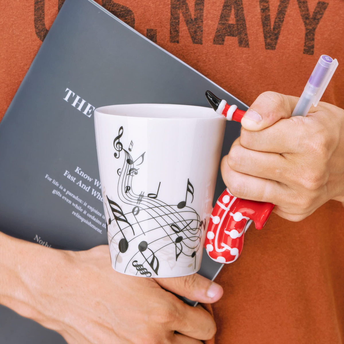 14 Ounce Sax Mug Musical Notes Coffee Mug Ceramic Saxophone Music Cup Gifts for Friend Mug Music Note Coffee(Red)