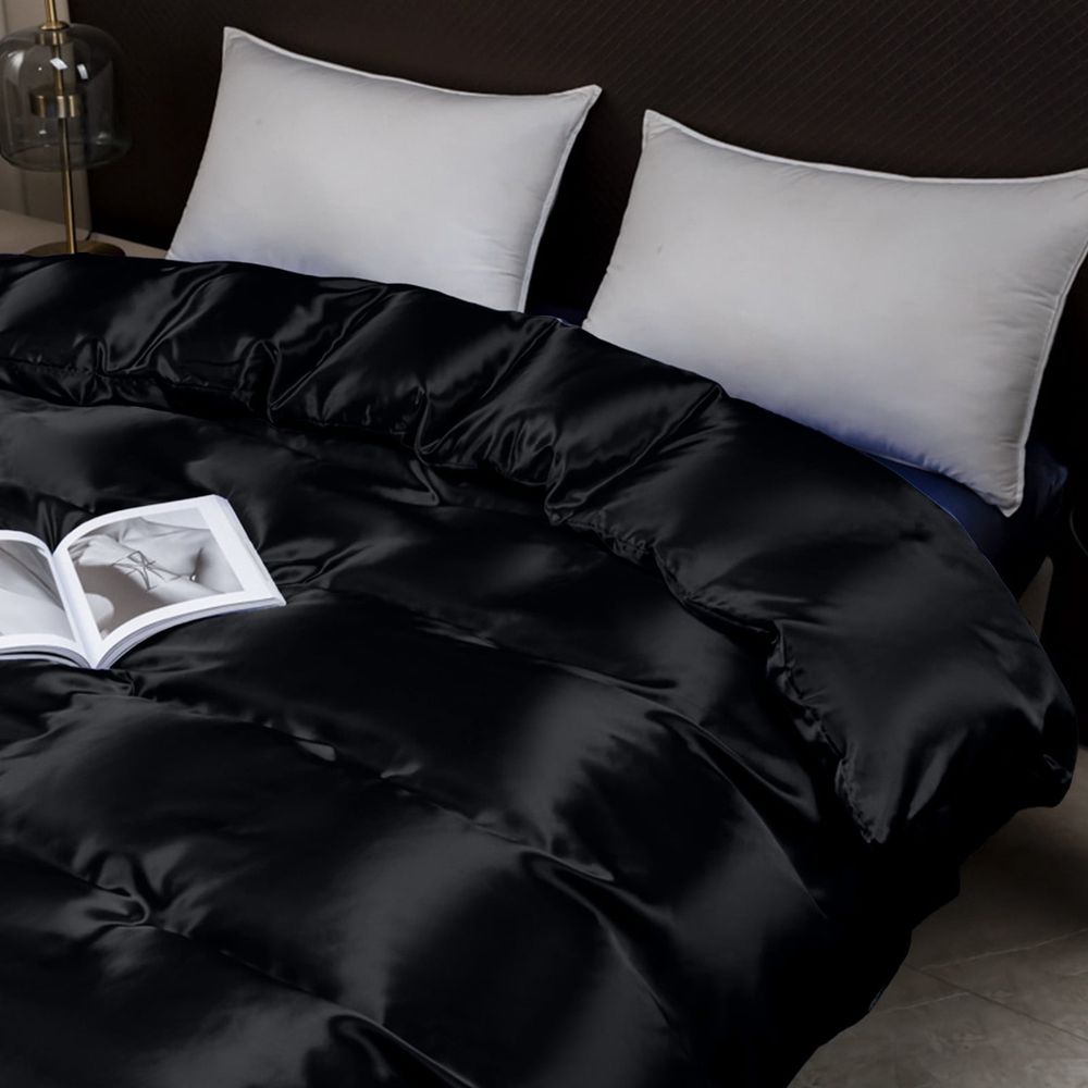 Silk Duvet Cover, Seamless, Breathable, Easy Care Zipper Closure, Soft Comforter Cover Adults Bedroom Decor, 68x90 In